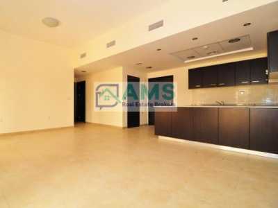 Apartment For Rent in Remraam, United Arab Emirates