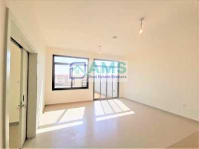 Villa For Sale in Town Square, United Arab Emirates