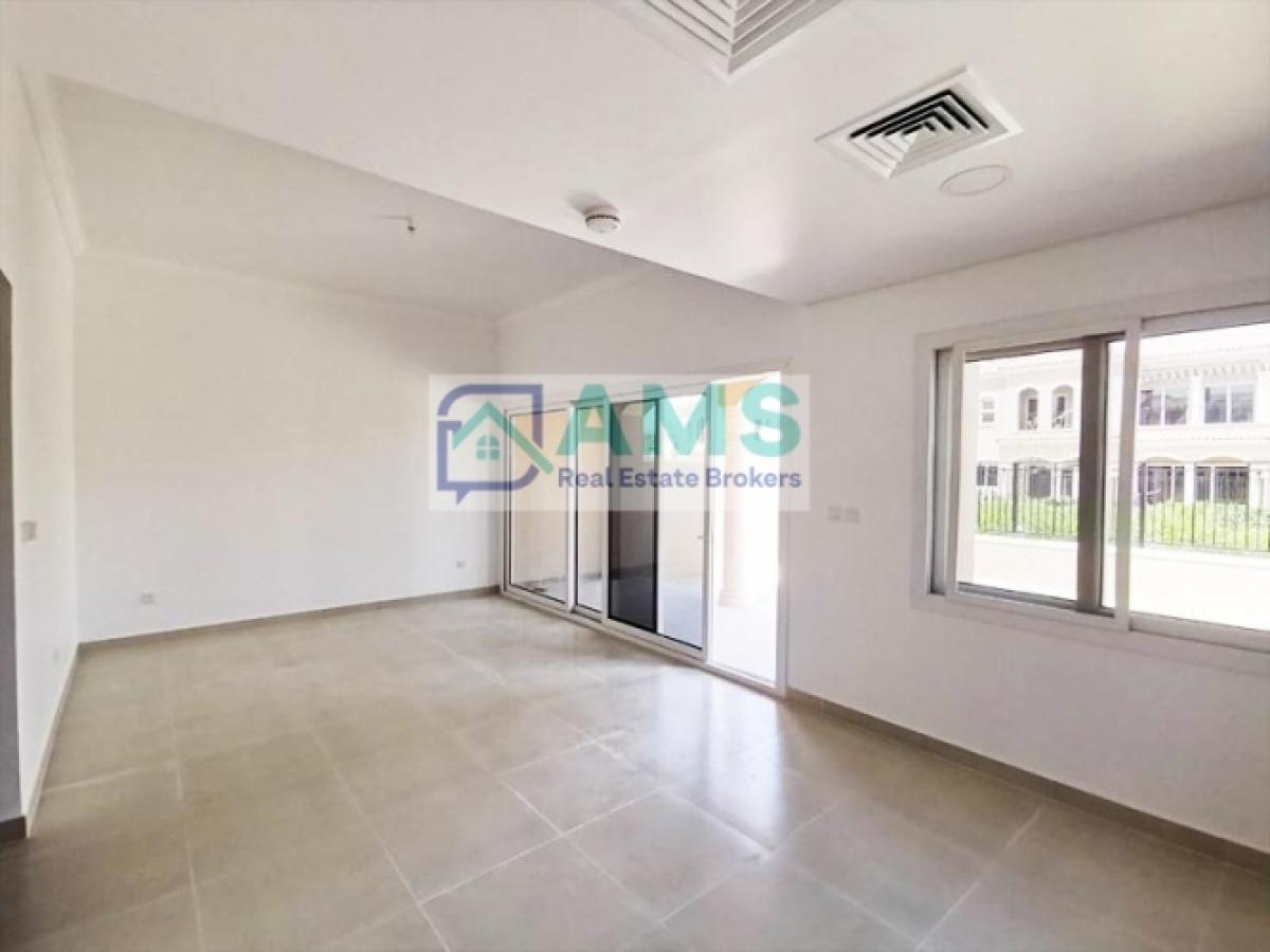 Picture of Villa For Sale in Serena, Dubai, United Arab Emirates