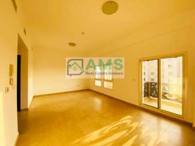 Apartment For Rent in Remraam, United Arab Emirates