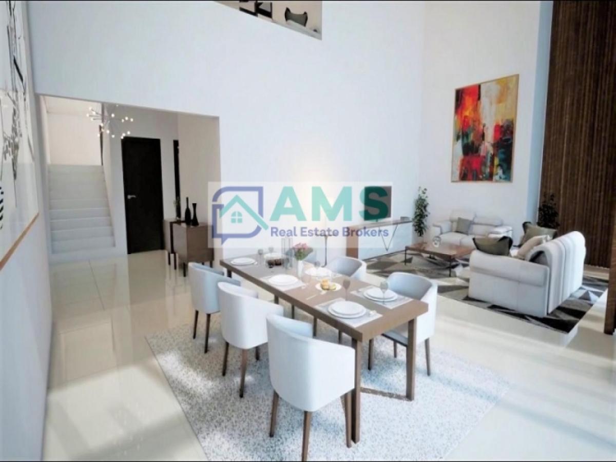 Picture of Apartment For Sale in Bur Dubai, Dubai, United Arab Emirates