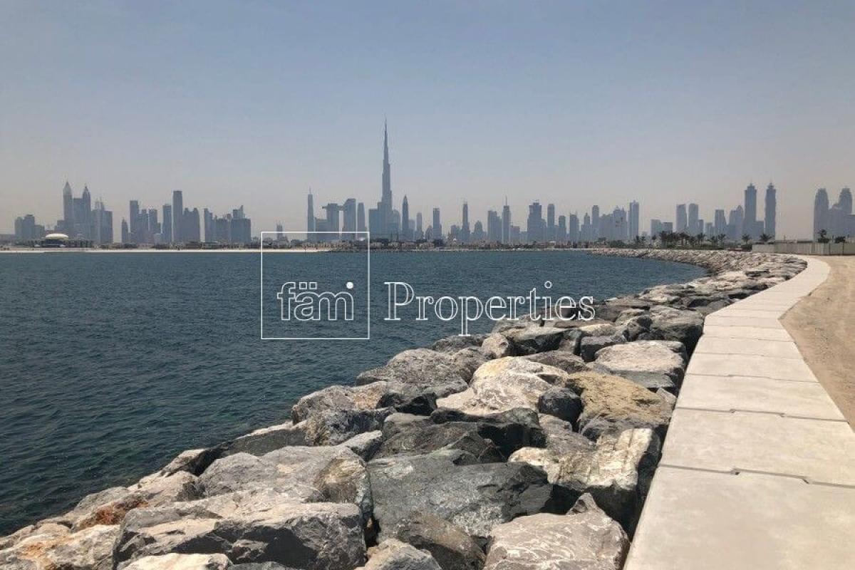 Picture of Residential Lots For Sale in Jumeirah, Dubai, United Arab Emirates