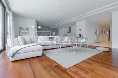 Apartment For Rent in 