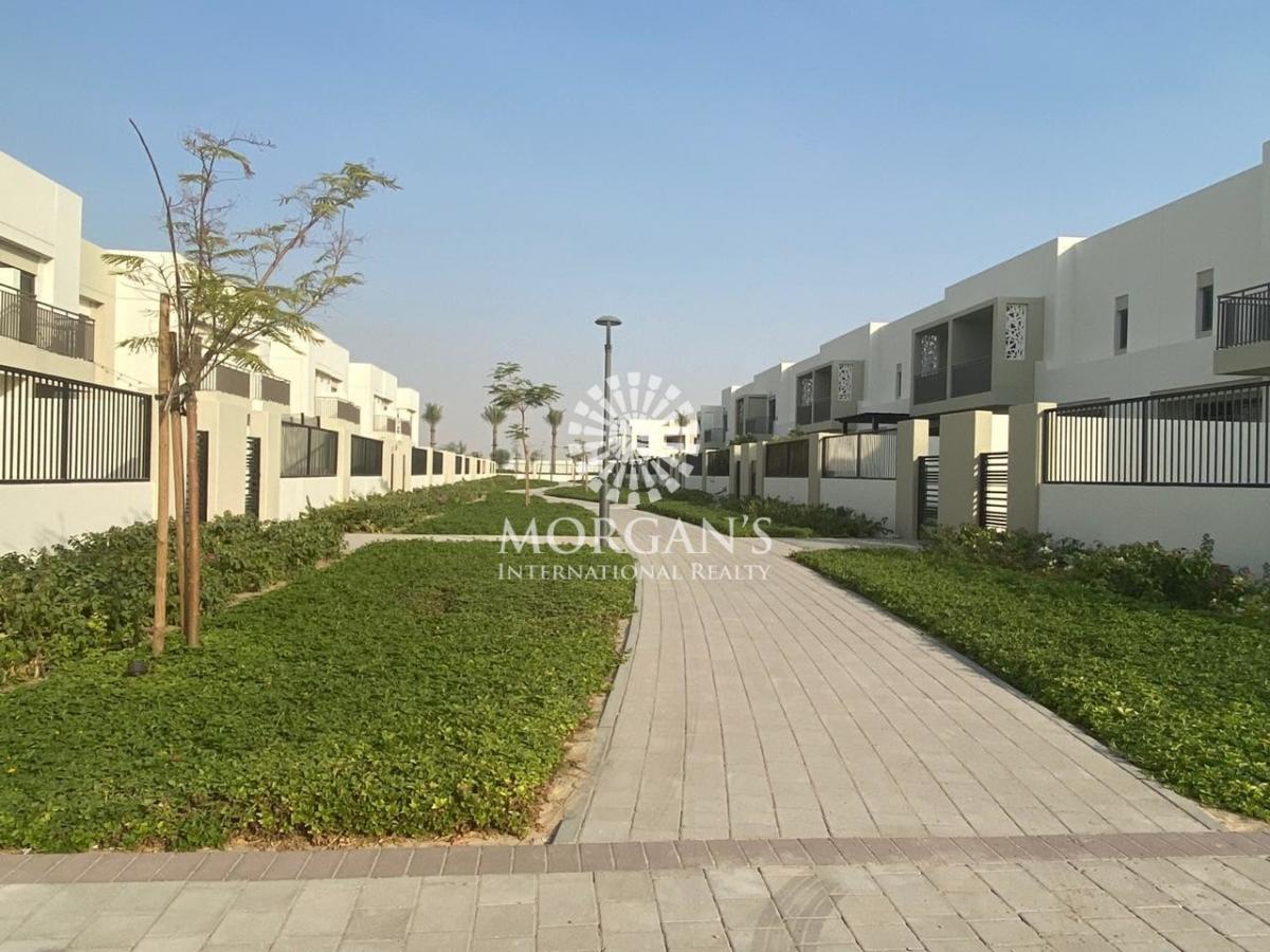 Picture of Home For Sale in Town Square, Dubai, United Arab Emirates