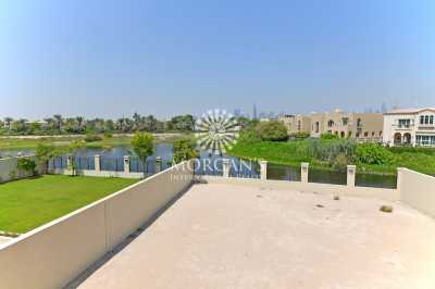 Villa For Rent in Jumeirah Park, United Arab Emirates
