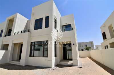Home For Rent in Reem, United Arab Emirates