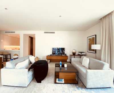 Apartment For Sale in The Hills, United Arab Emirates