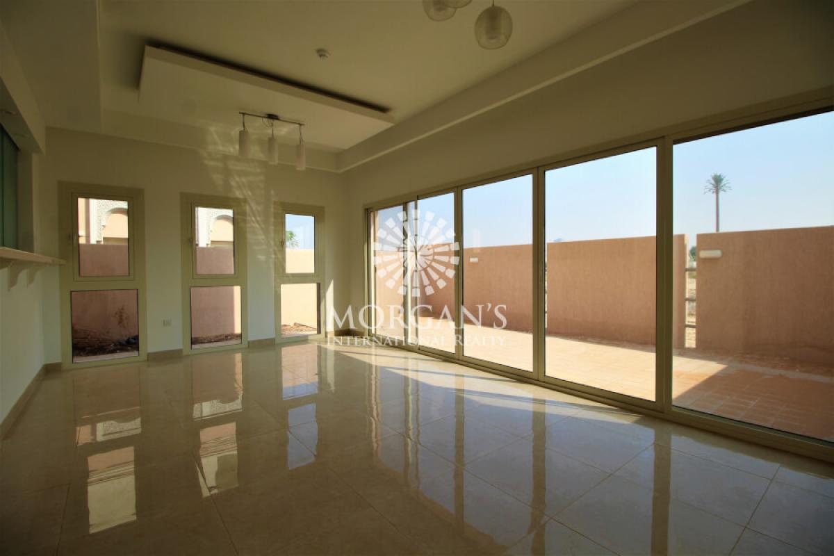 Picture of Home For Sale in Jumeirah Golf Estates, Dubai, United Arab Emirates