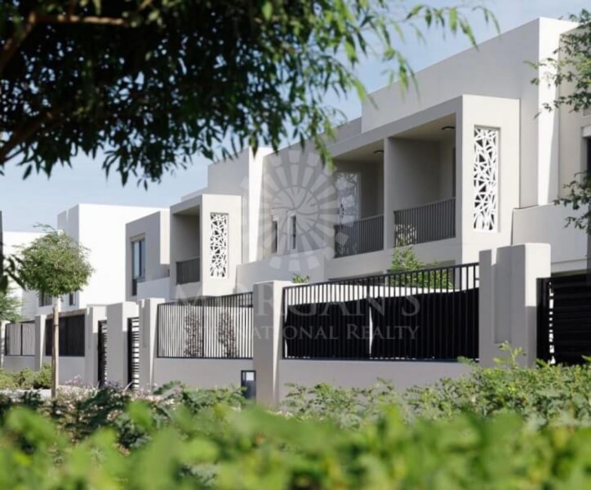 Picture of Home For Sale in Town Square, Dubai, United Arab Emirates