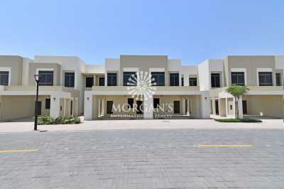 Home For Rent in Town Square, United Arab Emirates