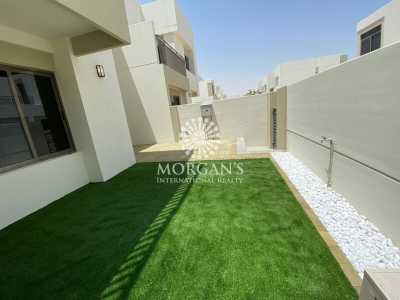Home For Rent in Town Square, United Arab Emirates