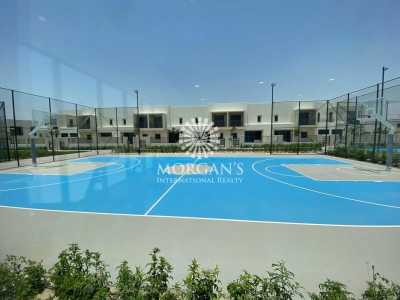 Home For Rent in Town Square, United Arab Emirates