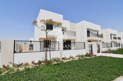 Home For Rent in Town Square, United Arab Emirates