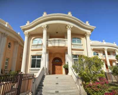 Villa For Sale in The Palm Jumeirah, United Arab Emirates