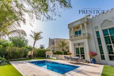 Villa For Sale in Jumeirah Islands, United Arab Emirates