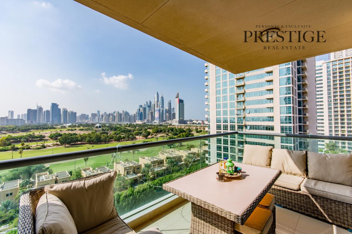 Picture of Apartment For Sale in The Views, Dubai, United Arab Emirates
