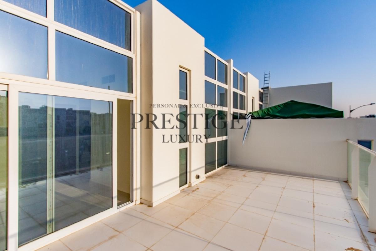 Picture of Villa For Sale in Akoya Oxygen, Dubai, United Arab Emirates