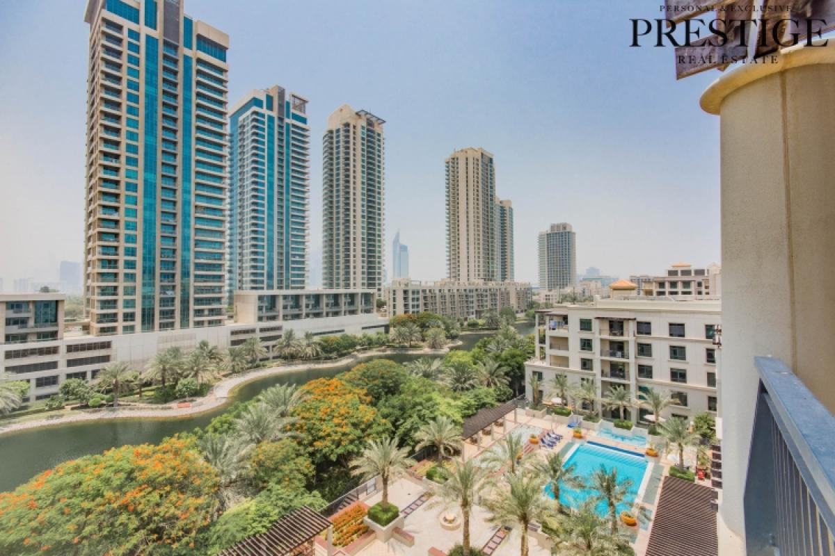 Picture of Apartment For Sale in The Views, Dubai, United Arab Emirates