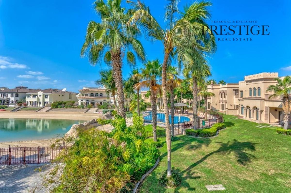 Picture of Villa For Sale in The Palm Jumeirah, Dubai, United Arab Emirates