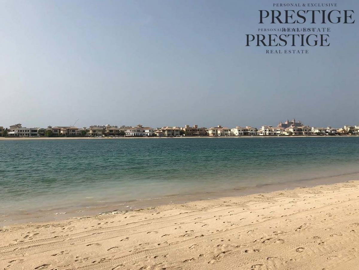 Picture of Villa For Sale in The Palm Jumeirah, Dubai, United Arab Emirates