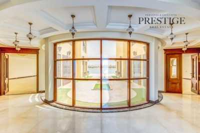 Villa For Sale in The Palm Jumeirah, United Arab Emirates