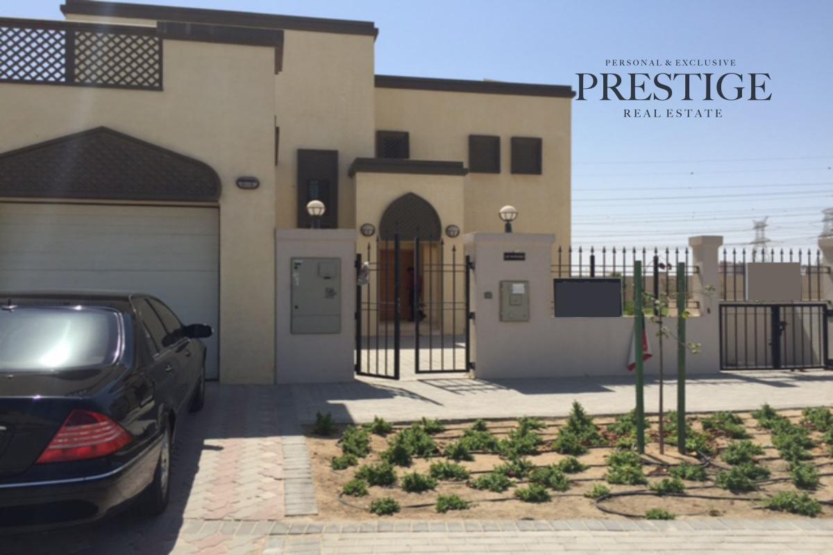 Picture of Villa For Sale in Jumeirah Park, Dubai, United Arab Emirates