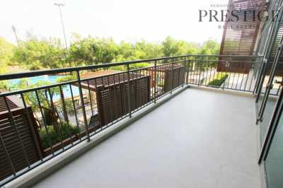 Apartment For Sale in The Views, United Arab Emirates