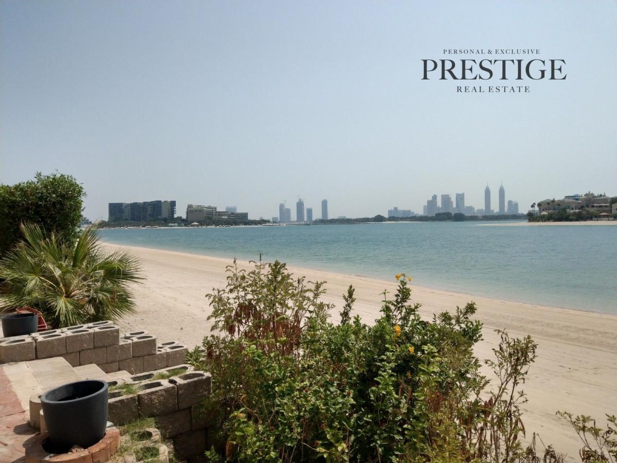Picture of Villa For Sale in The Palm Jumeirah, Dubai, United Arab Emirates