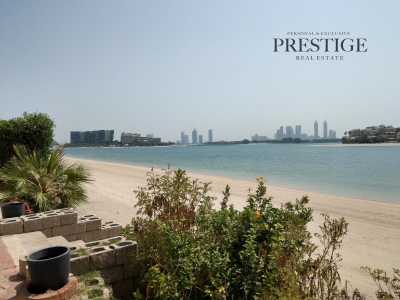 Villa For Sale in The Palm Jumeirah, United Arab Emirates