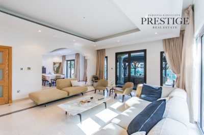 Villa For Sale in The Palm Jumeirah, United Arab Emirates