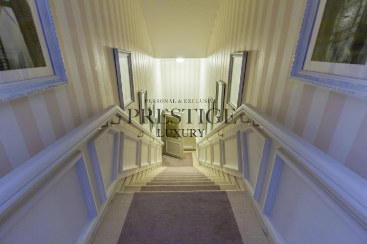 Picture of Villa For Sale in Al Barari, Dubai, United Arab Emirates