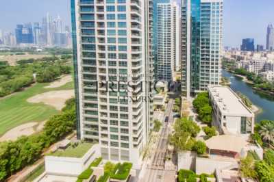 Apartment For Sale in The Views, United Arab Emirates