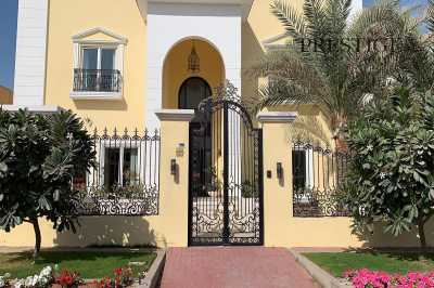 Villa For Sale in 