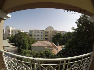 Apartment For Rent in Greens, United Arab Emirates