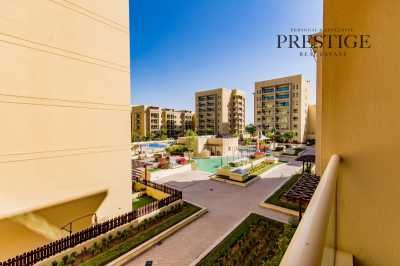 Apartment For Rent in Greens, United Arab Emirates