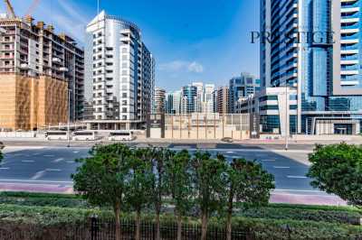 Apartment For Rent in Greens, United Arab Emirates