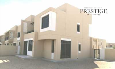 Home For Rent in Town Square, United Arab Emirates