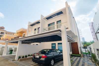 Villa For Sale in Jumeirah Village Circle (Jvc), United Arab Emirates
