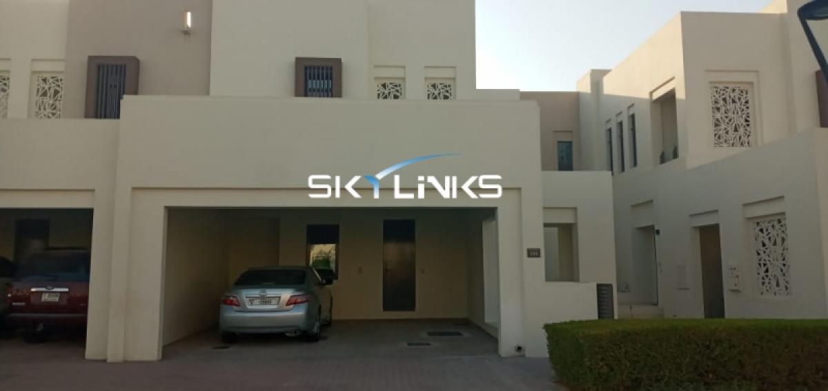 Picture of Villa For Sale in Reem, Dubai, United Arab Emirates