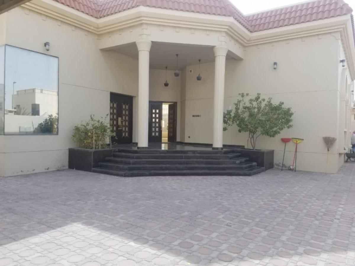 Picture of Villa For Rent in Al Barsha, Dubai, United Arab Emirates