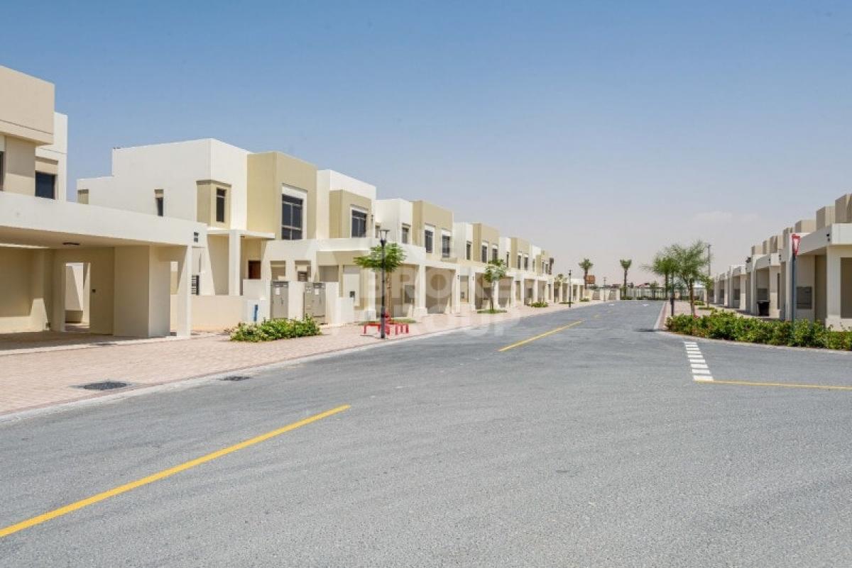 Picture of Home For Rent in Town Square, Dubai, United Arab Emirates