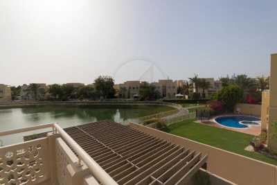 Villa For Sale in Meadows, United Arab Emirates