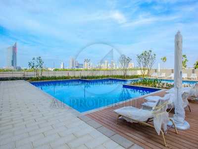 Apartment For Sale in The Hills, United Arab Emirates