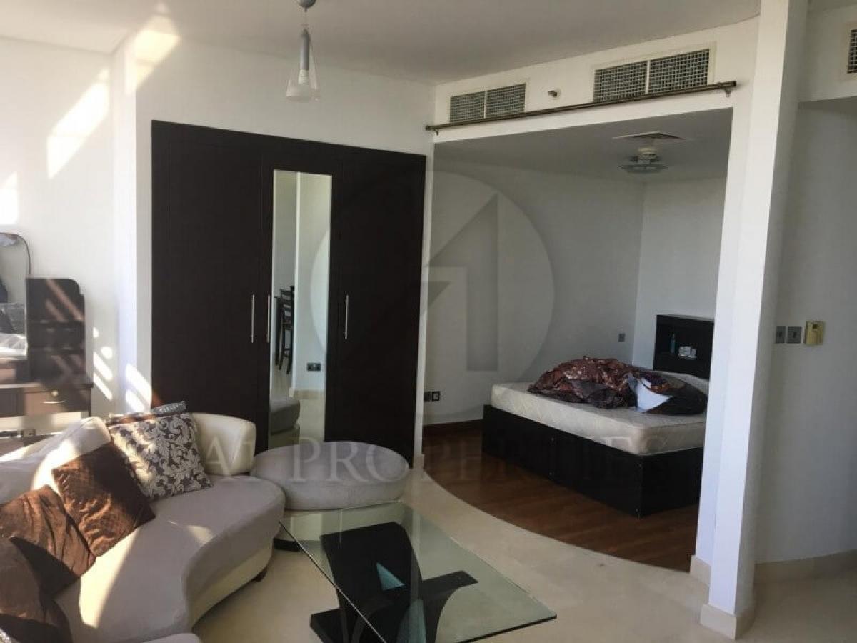 Picture of Apartment For Rent in Difc, Dubai, United Arab Emirates