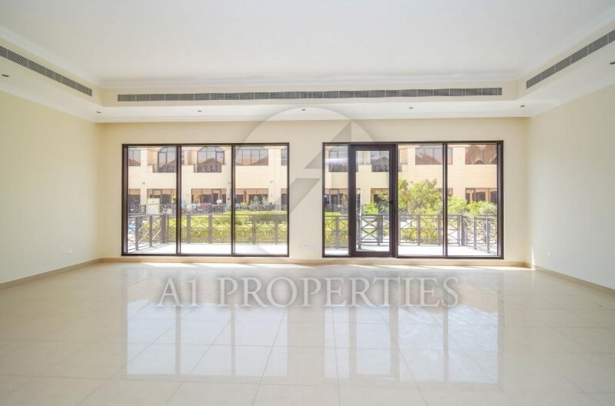 Picture of Villa For Rent in Al Barsha, Dubai, United Arab Emirates