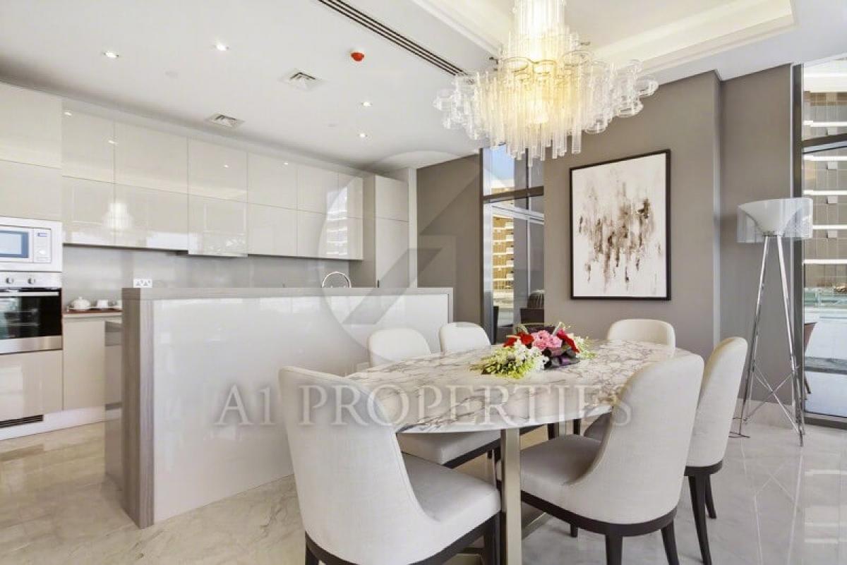 Picture of Home For Sale in The Palm Jumeirah, Dubai, United Arab Emirates
