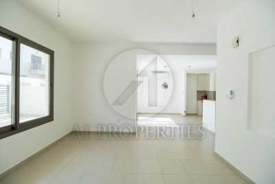 Home For Rent in Town Square, United Arab Emirates