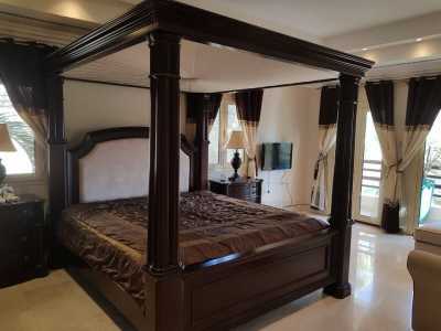 Villa For Sale in Meadows, United Arab Emirates