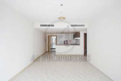 Apartment For Rent in Al Rigga, United Arab Emirates