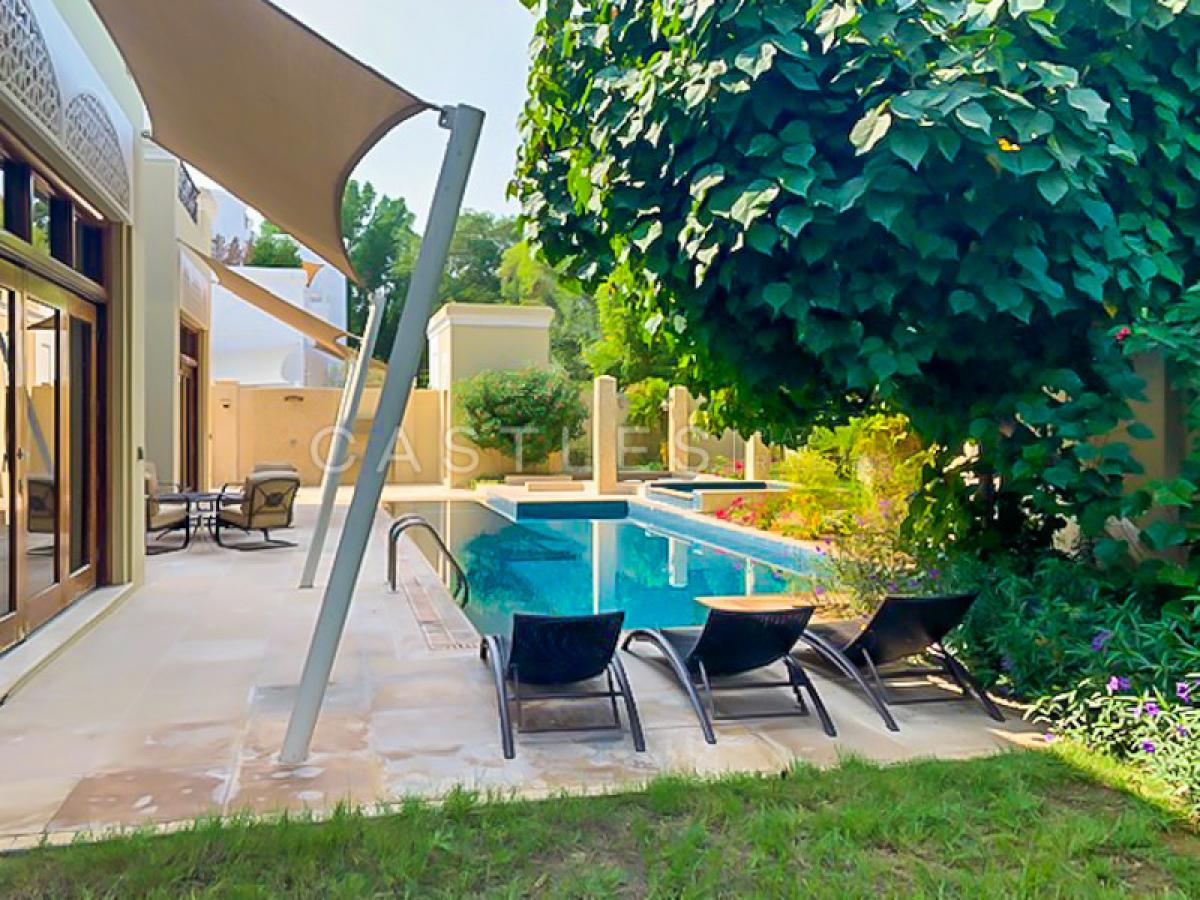 Picture of Villa For Sale in Al Barari, Dubai, United Arab Emirates